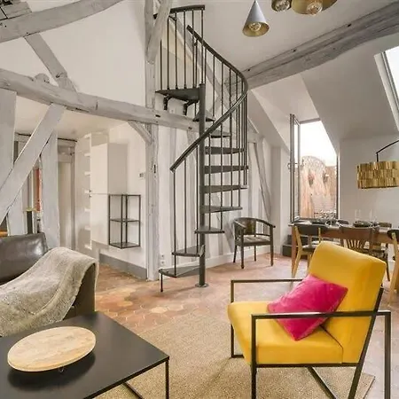 De Diane - Terrasse Et Centre